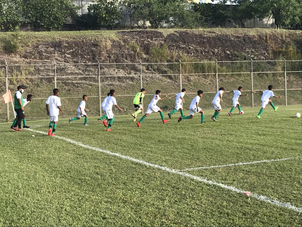 Espoir 12 / Eclair 0